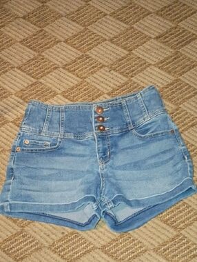 No Boundaries Light Blue High-Waist Jean Shorts with Triple Button
